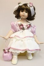 Фарфоровая кукла Лаура